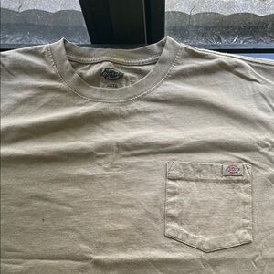 Dickies Men's Khaki Short Sleeve Pocket Tee